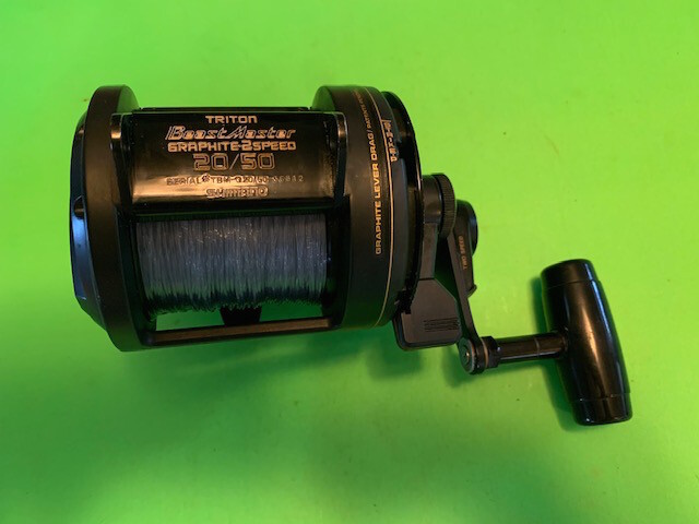 SHIMANO TRITON BEASTMASTER 20/50 GRAPHITE 2-SPEED LEVER DRAG FISHING REEL MINTY