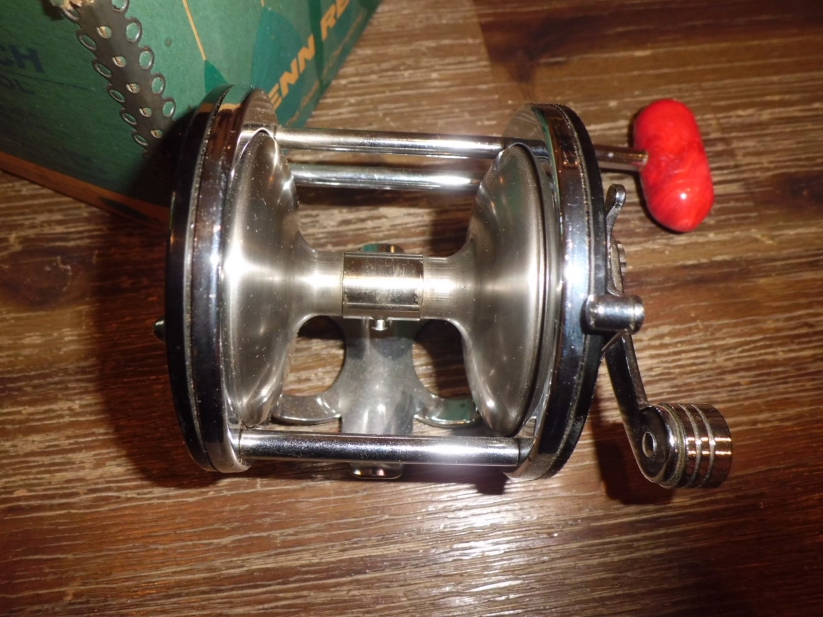 NOS Vintage PENN Long Beach 65 Conventional Reel made in USA