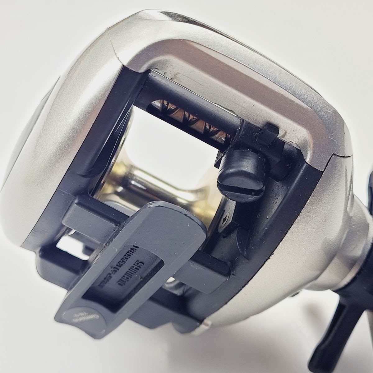 Shimano Citica 201 L/H Baitcasting Reel CI201B Silver 5:1 Boxed Made in Japan