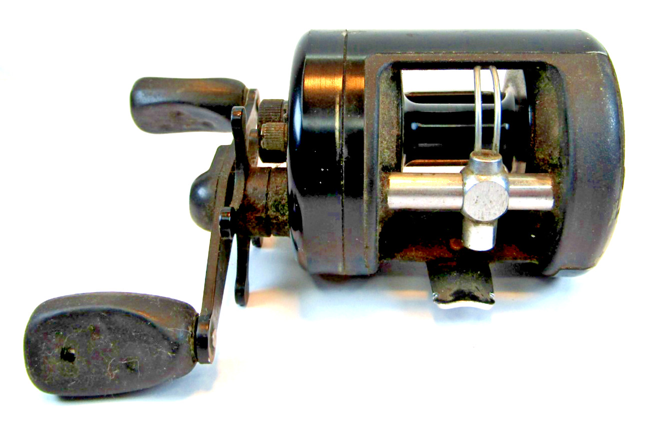 ABU GARCIA BLACK MAX BAITCASTING FISHING REEL SWEDEN