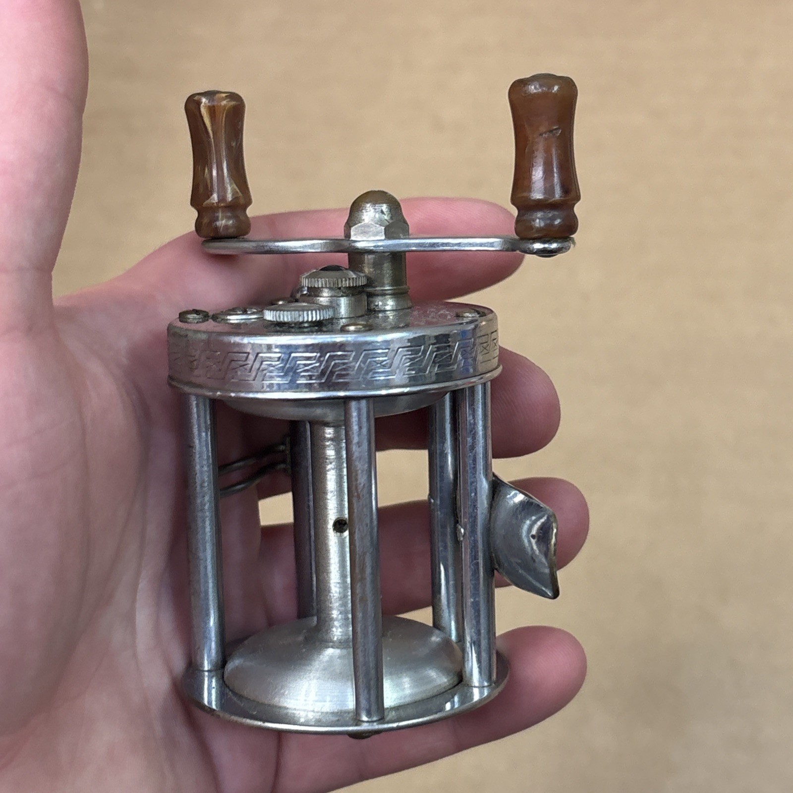 Pflueger Akron 1893L Fishing Reel