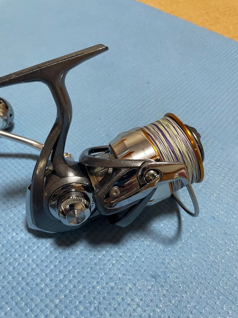 Daiwa 11 Freems 3520PE-SH Spool with Spare 4000 Spool Used