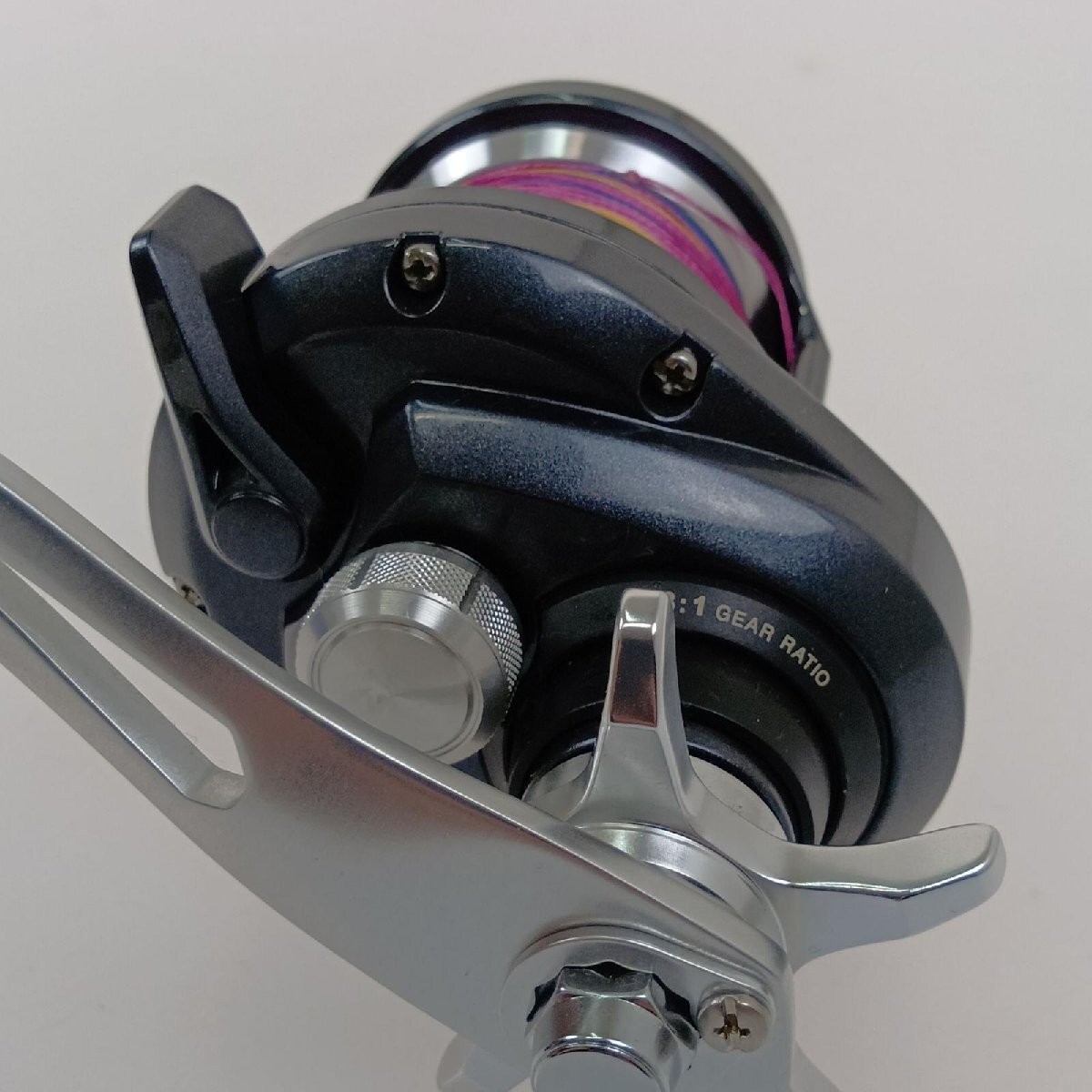 Shimano 20 Torium 1500HG Baitcasting Reel Right Handle Used