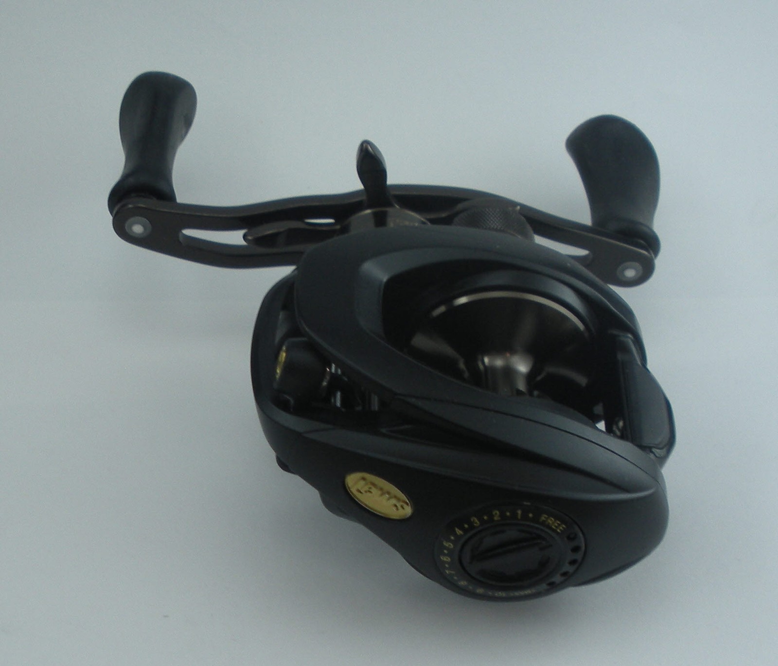 Lews PRO1XH Speed Spool Baitcast Reel 10BB Gear Ratio 8.3-1