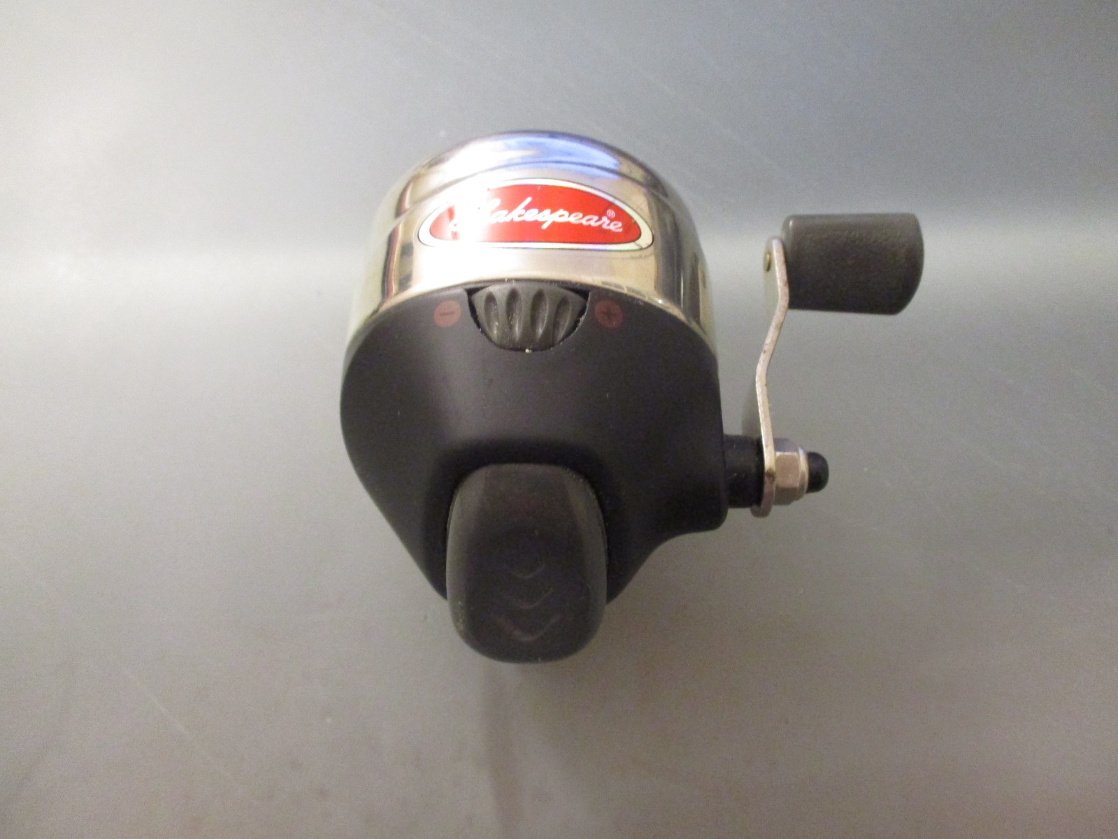 Shakespeare Spincasting Fishing Reel SY10 U Gear Ratio:3.4:1 75yds./10lb.
