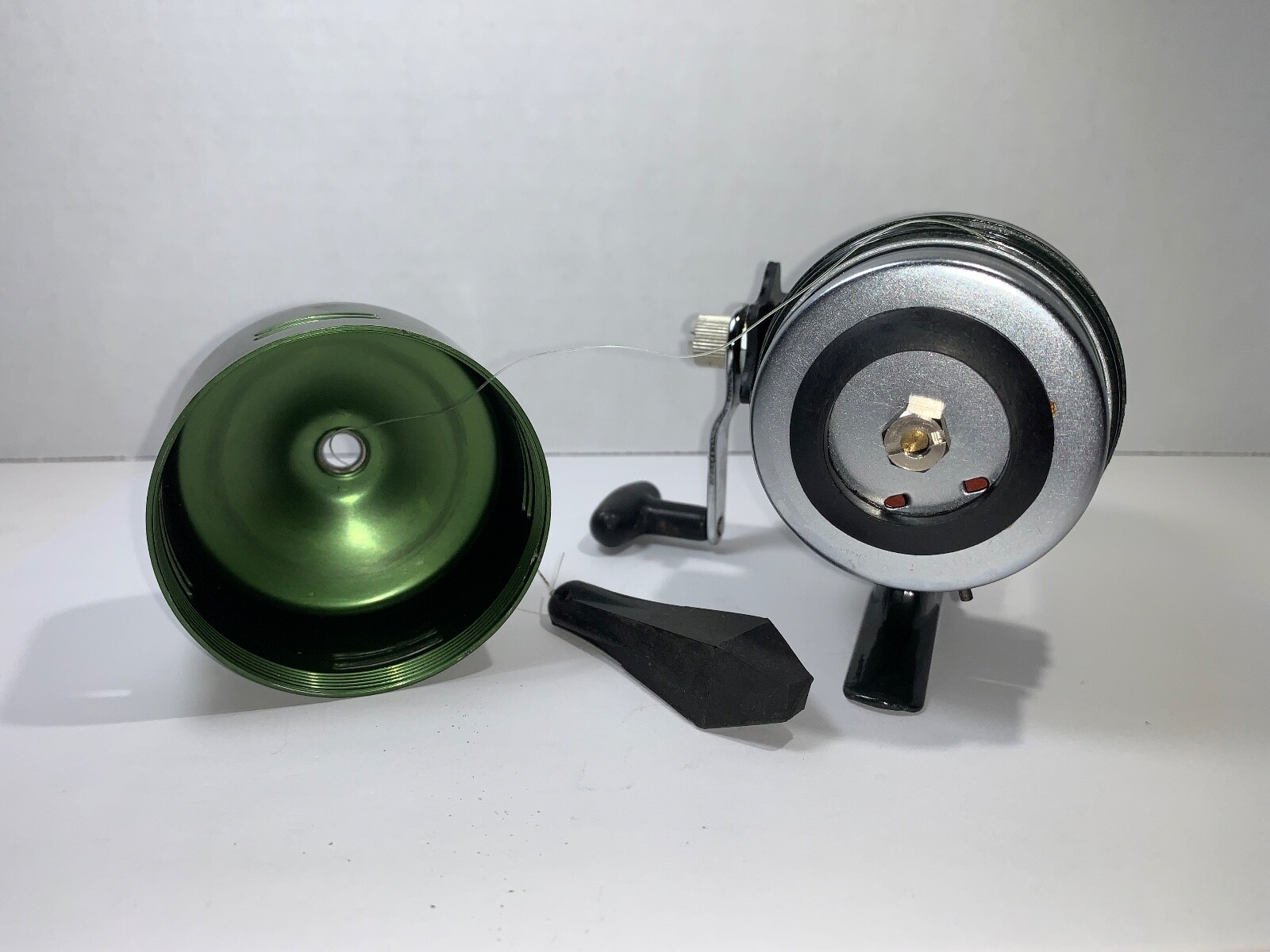 Match 690 SpinCast Reel-Japan