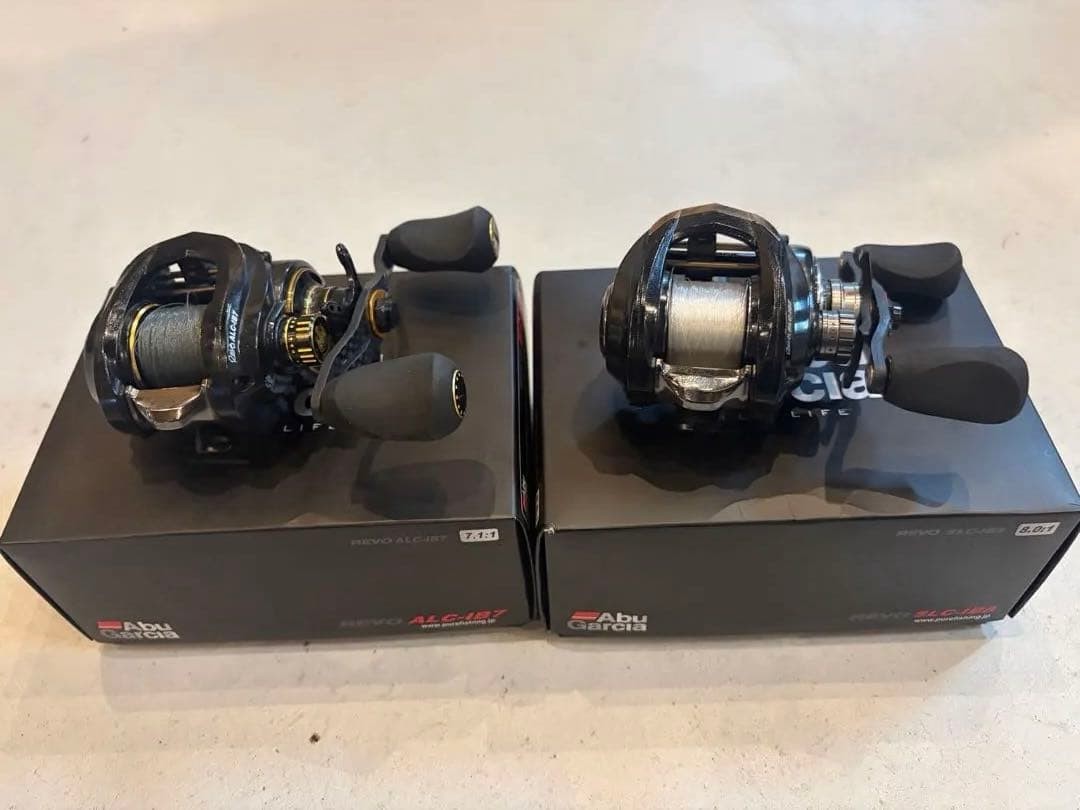 Abu Garcia REVO ALC-IB7 Baitcasting Reel 7.11 Right Handle Infini Brake