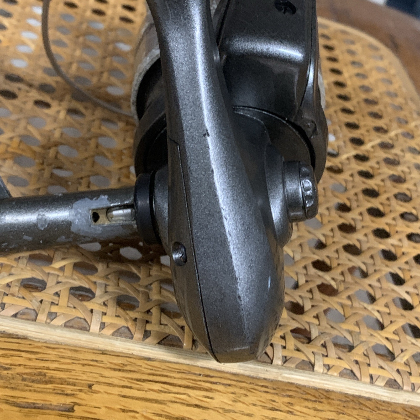 SHAKESPEARE CONTENDER CUSTOM Spinning Reel, Vintage Fishing Tackle