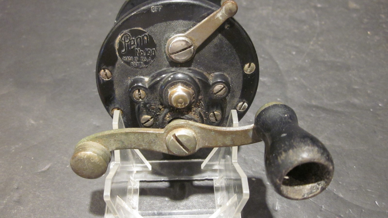 VINTAGE PENN 190 FISHING REEL WOOD KNOB LIGHTHOUSE SCENE BACKPLATE AS-IS CRACK