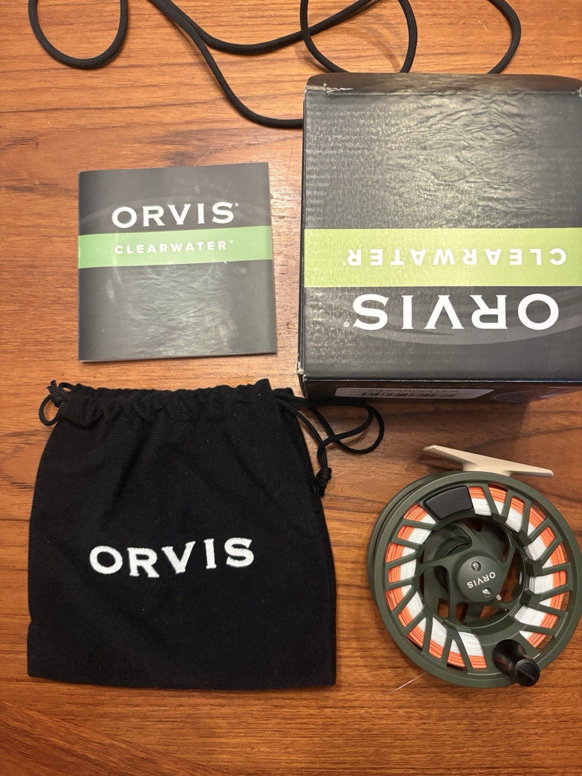 Orvis Clearwater Dark Pine Fly Reel 5-7 Large Arbor Does NOT come with fly line.