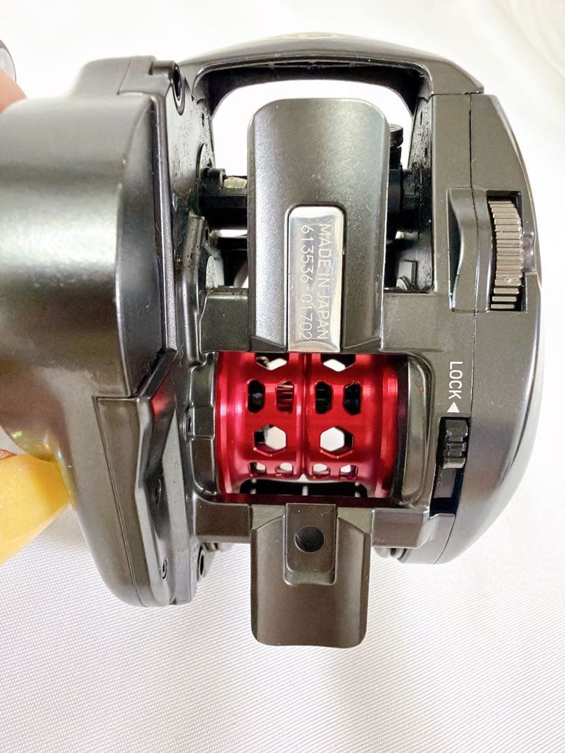 Daiwa Steez AIR TW 500H Right Handle Baitcasting Reel Gear Ratio 6.8
