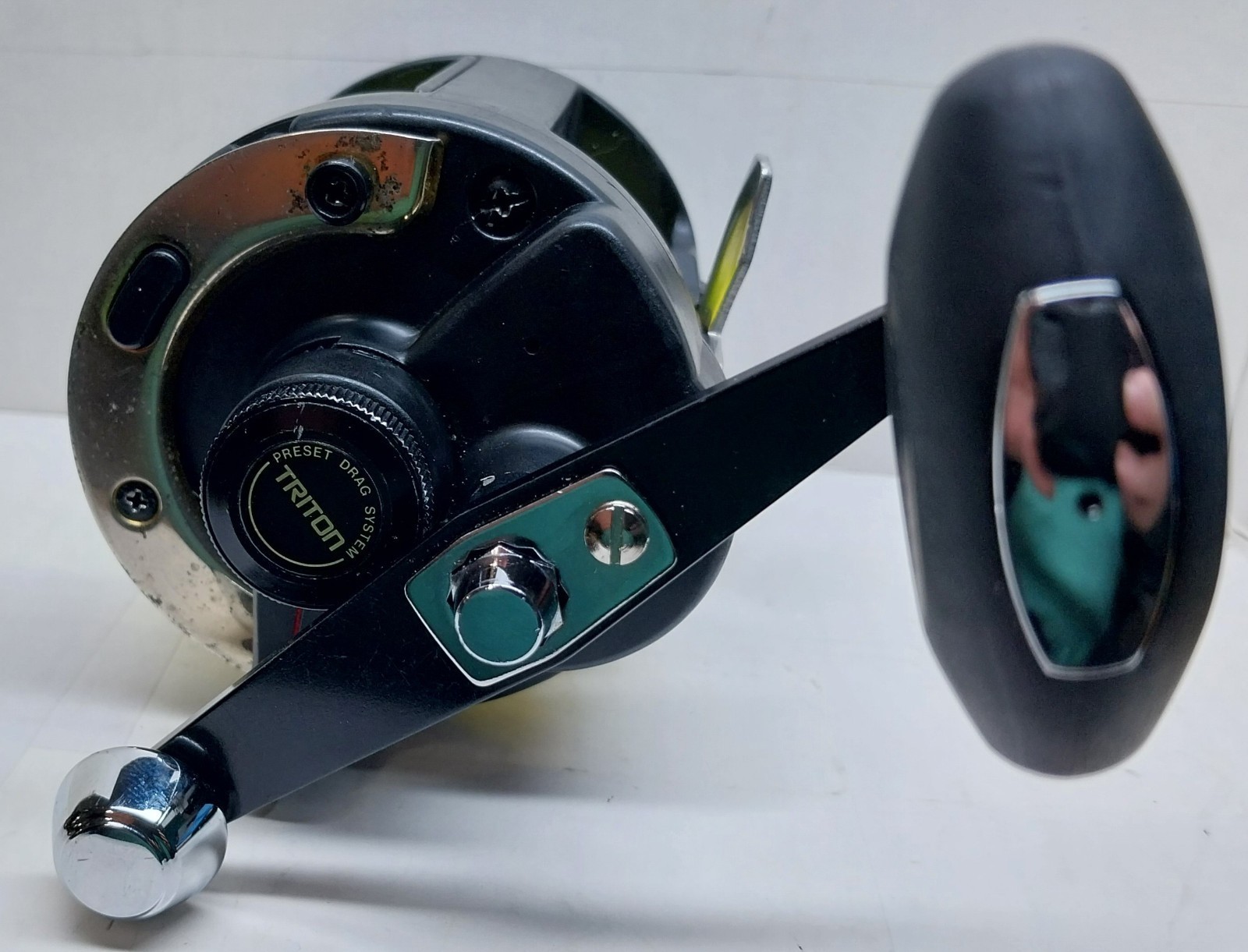 Shimano TLD 10 Triton Graphite Titanium Conventional Lever Drag Reel 4.2:1 Ratio