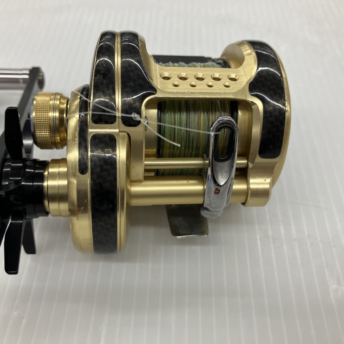 Shimano 15 300HG 03402 Baitcast Reel Fishing Reel Used Pre-owned Tackle