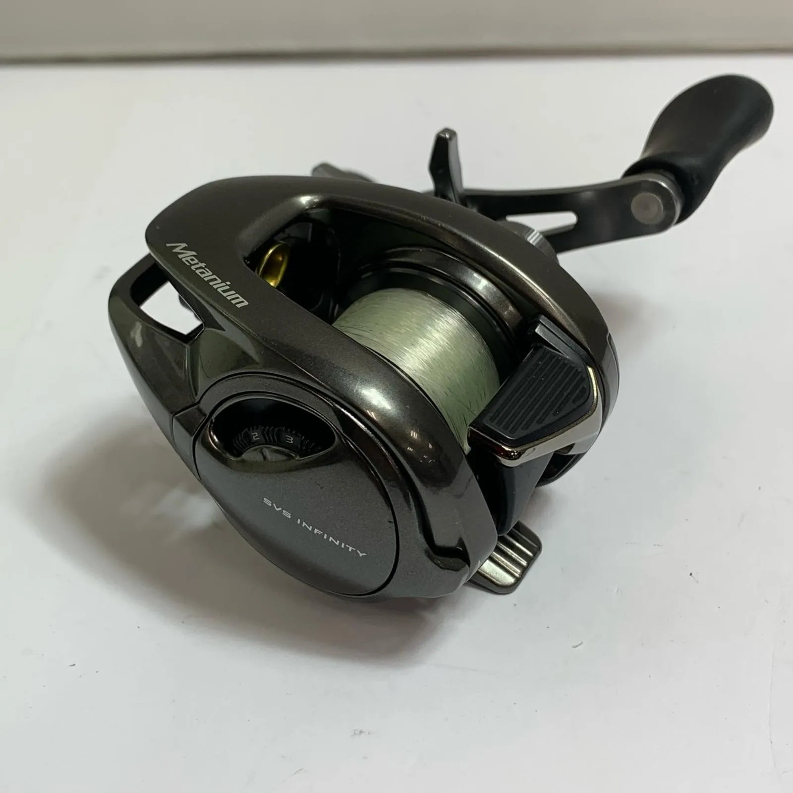 SHIMANO 23 Metanium 100XG Right Handle Baitcasting Reel 8.5:1 Gear Ratio 6.2oz