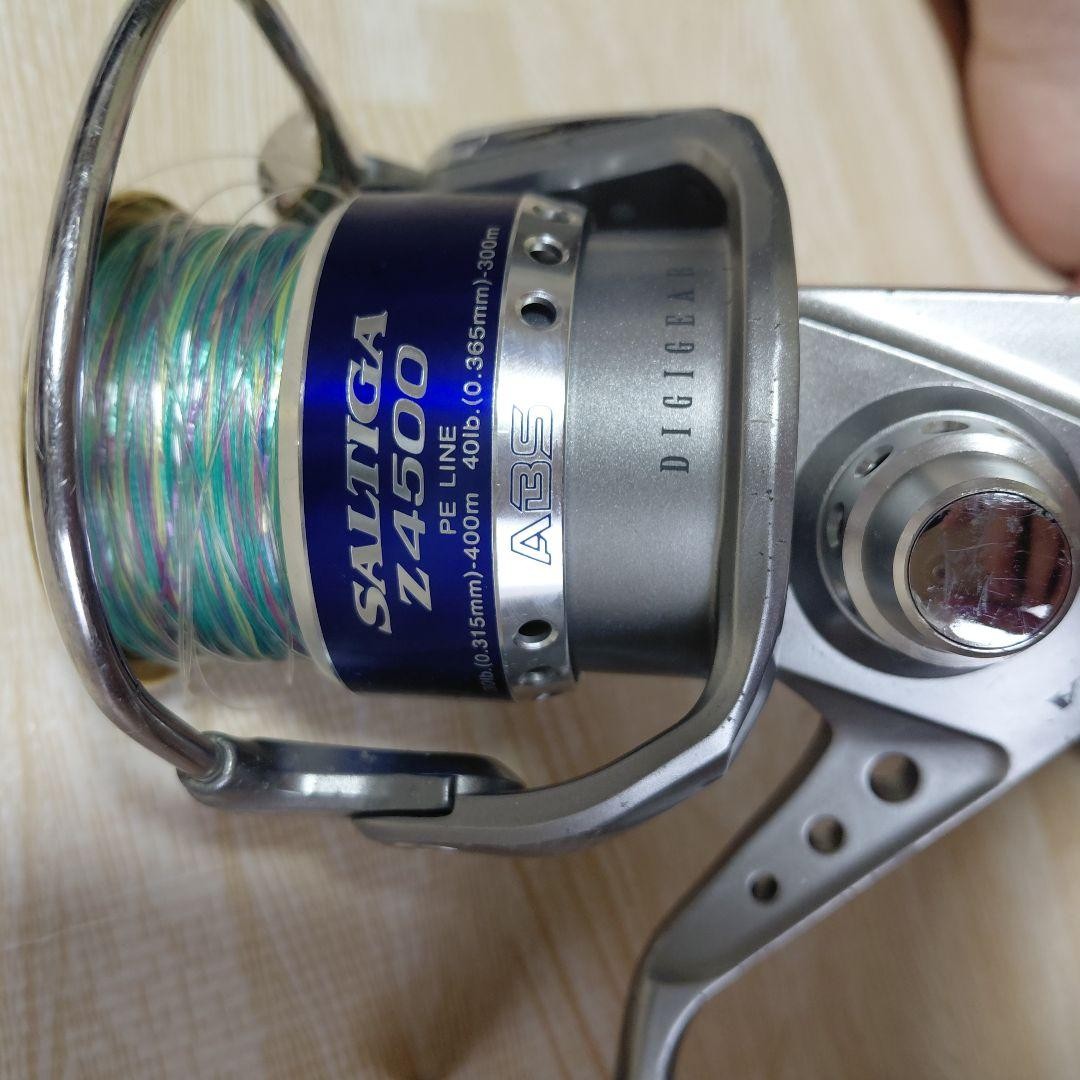 Daiwa SALTIGA Z4500 spinning reel
