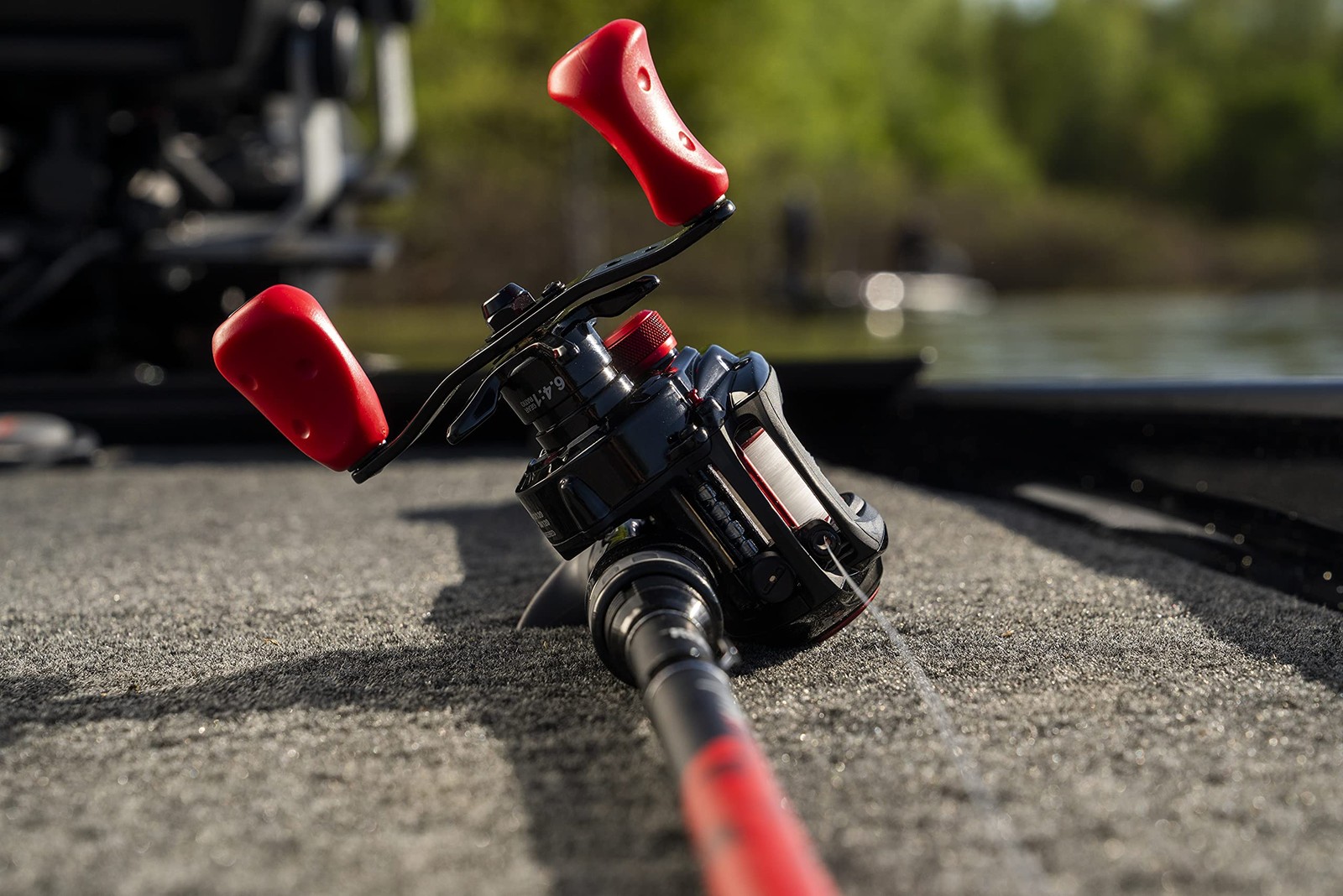 Max X Low Profile Baitcast Reel, Size LP (1539734), 4 Stainless Steel Ball Be…