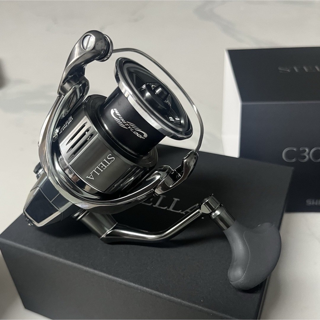 Shimano Stella C3000XG Spinning Reel (NEW AND UNUSED)