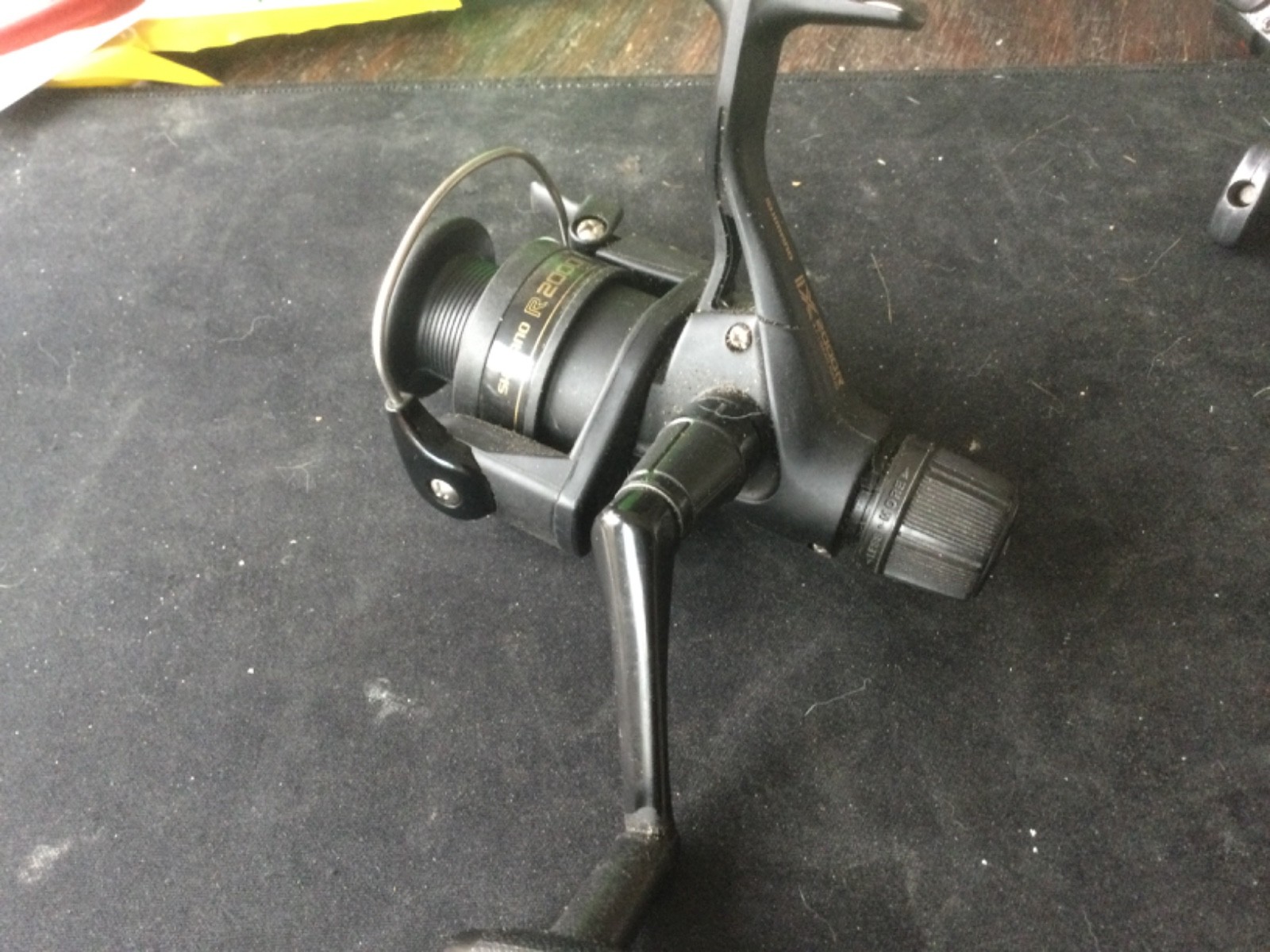 Shimano IX 2000R Spinning Reel R2000 Black Excellent Condition quick f🔥 II