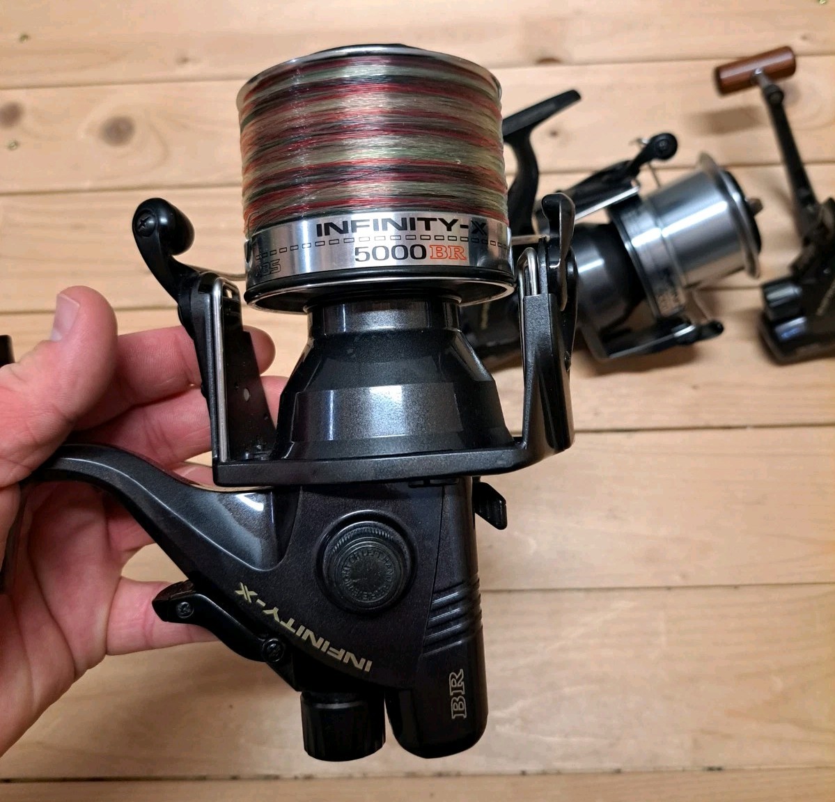 3 × Daiwa Infinity-X 5000 BR Freewheel Fishing Reels Carp Baitrunner Carp