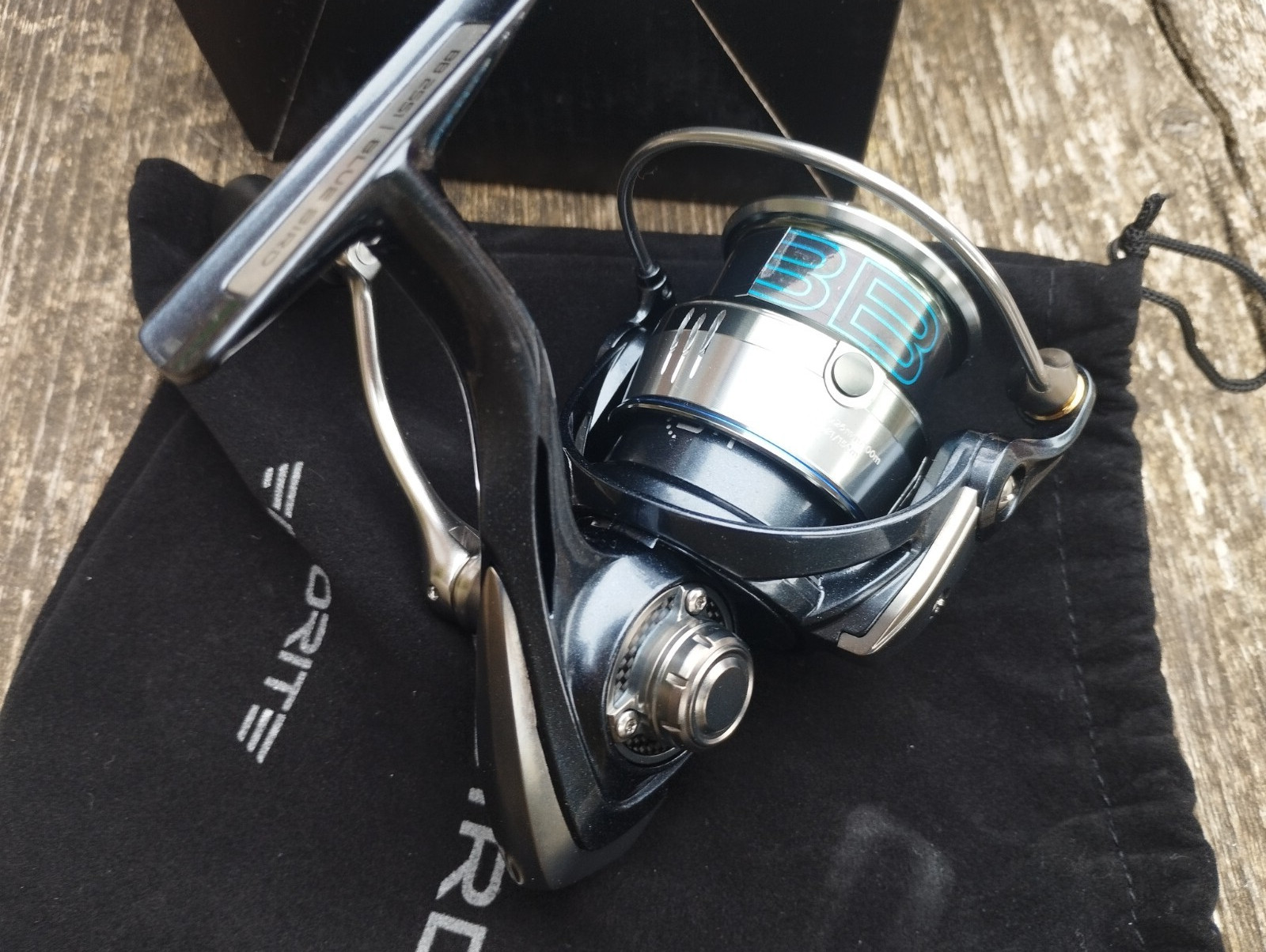 Favorite new 2025 BlueBird 1000S,1500S,2000S,2500S 5.2:1 9+1BB Spinning Reel