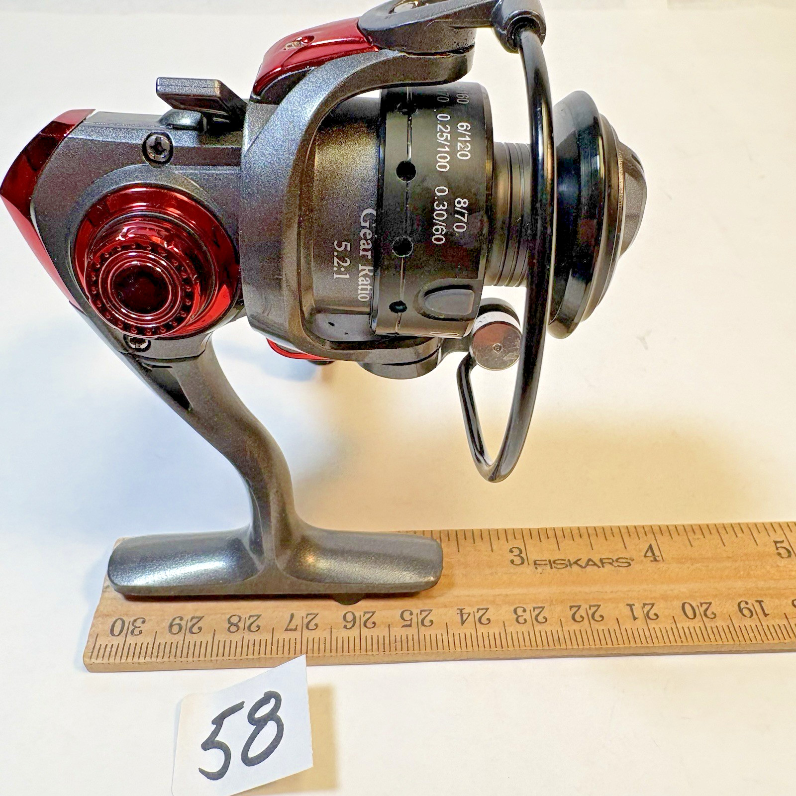 Diawa Fishing Reel Made For Scheels Outfitters 5.2:1 5 Ball Bearings 6 lb 120 yd