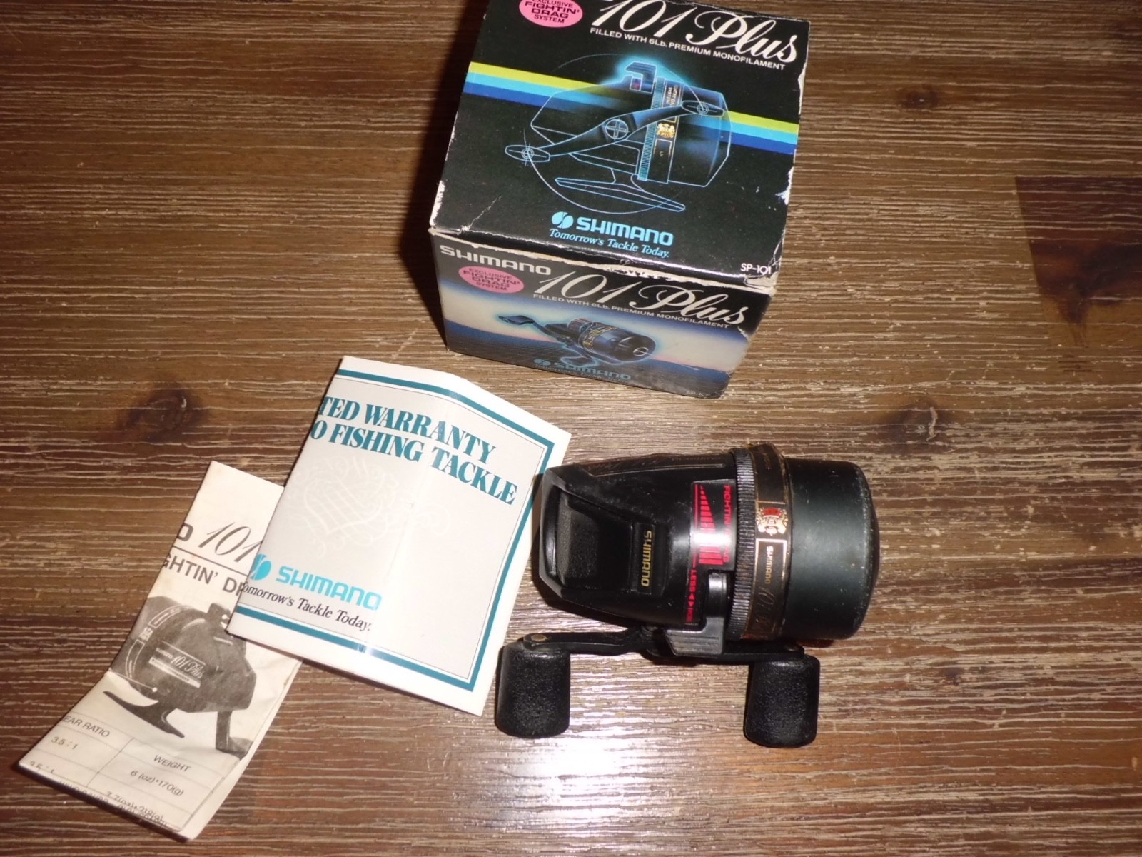 Vintage Shimano 101 Plus Spincasting Reel made in Japan