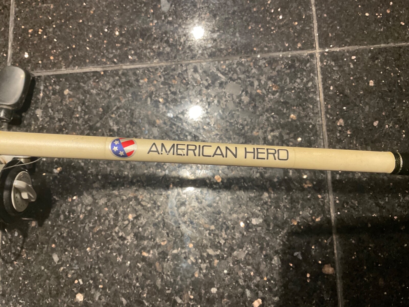 Lews American Hero Speed Spin IM6 dah3066m-2 medium action line wt.6-12lb Ro/Ree