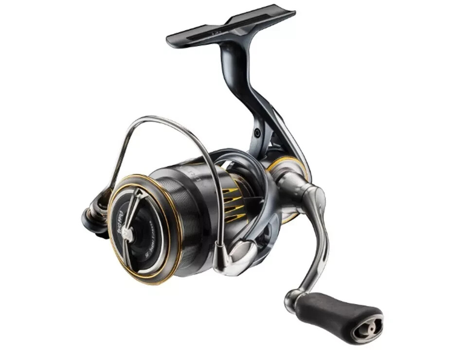 Daiwa 23 AIRITY PC LT2500 spinning reel Ship from Japan 1