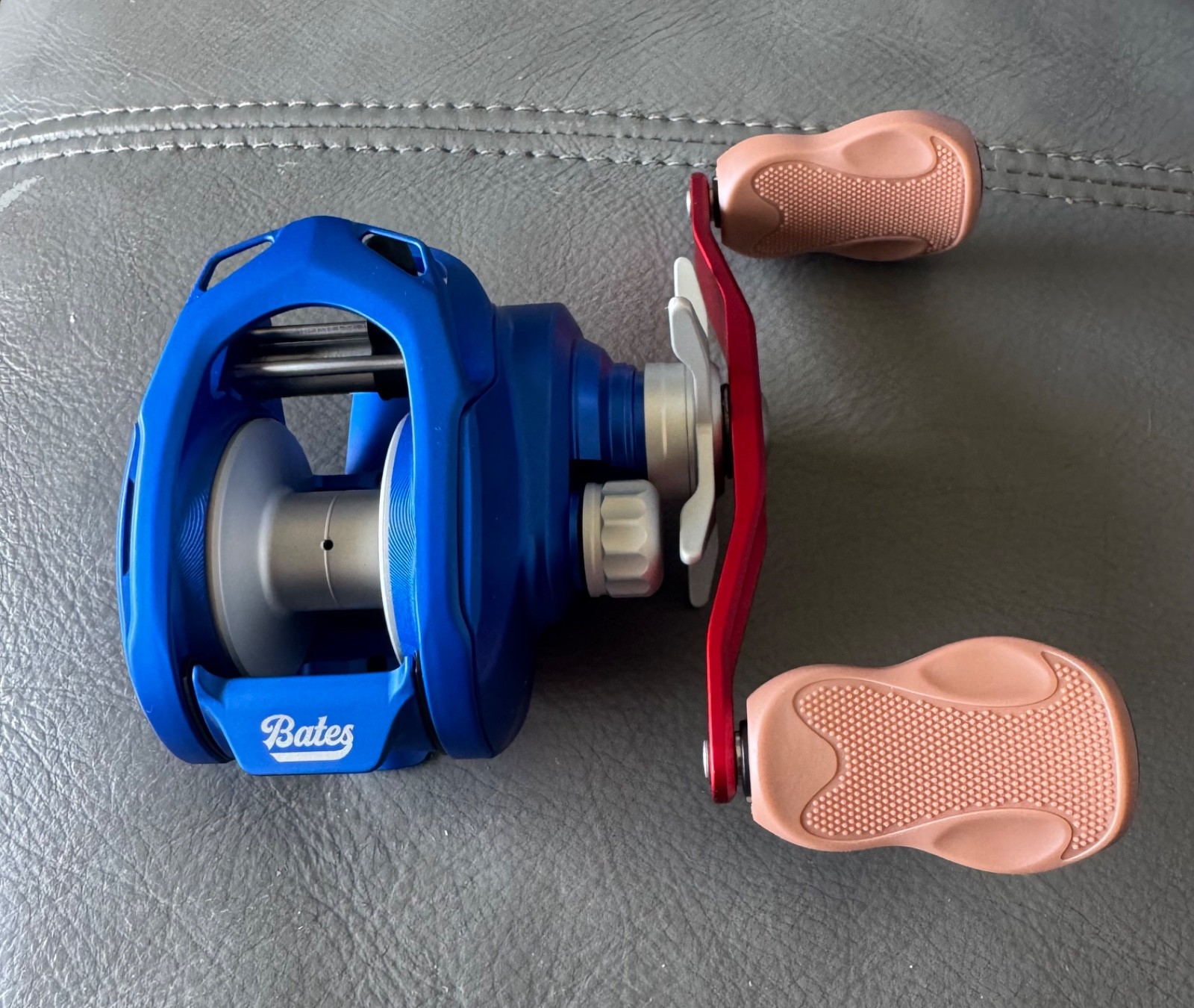 Bates Salty 150 USA 250th Anniversary Limited Edition Reel. Right Hand, 7.1 gear
