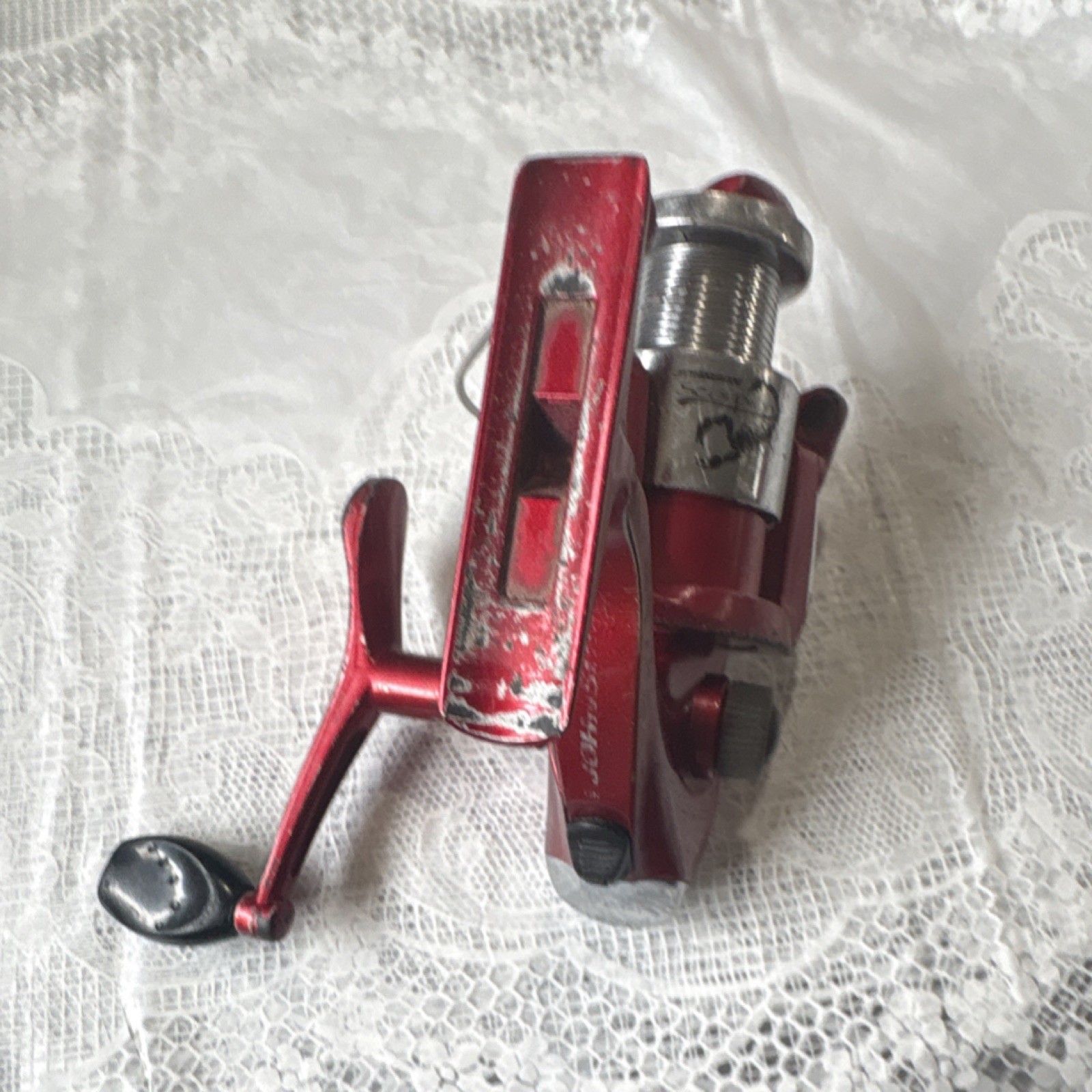 Johnson Scorpion Spinning Reel Red/Silver, Metal Construction