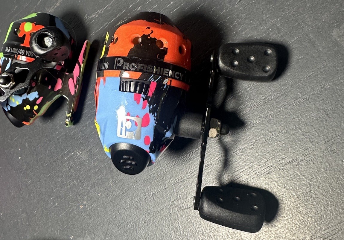 ProFISHiency Spincast Reel – Multi Color – 6LB line / 40 Yards / 4:1:1 Gear