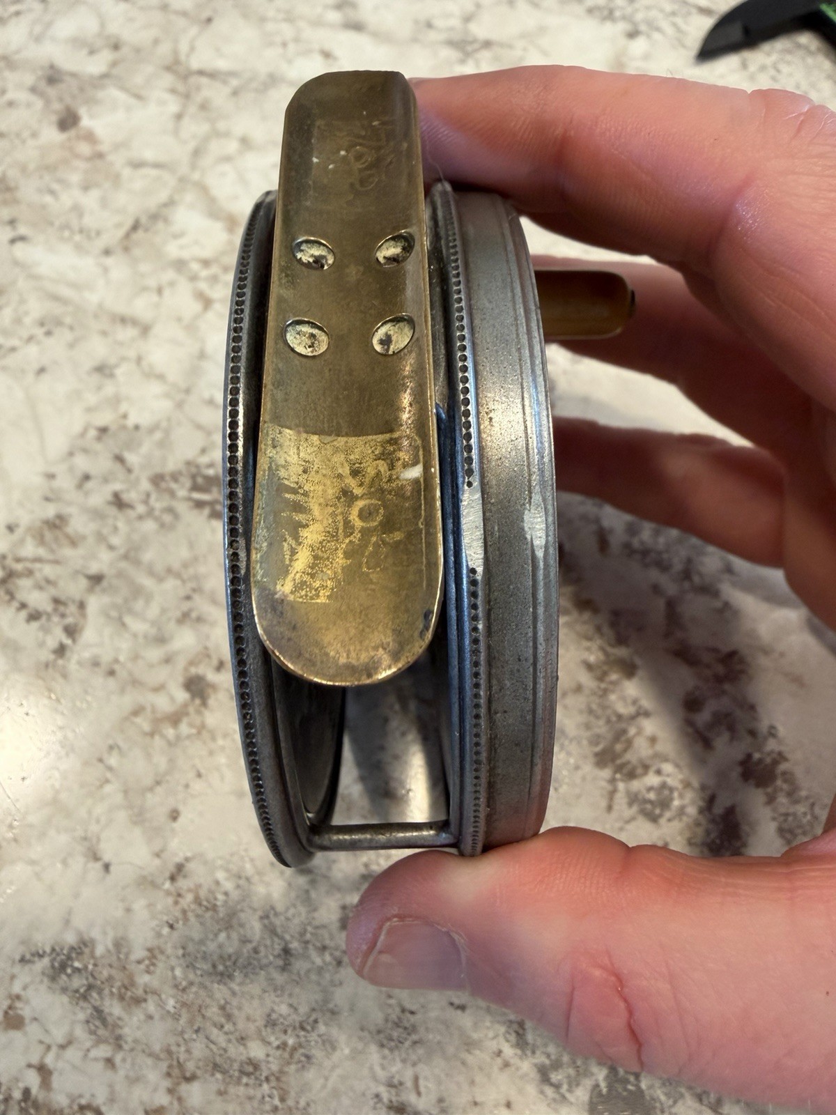 Hardy Perfect 1912 Check . 3 1/2in Narrow Body With Agate Line Guard. Pre War