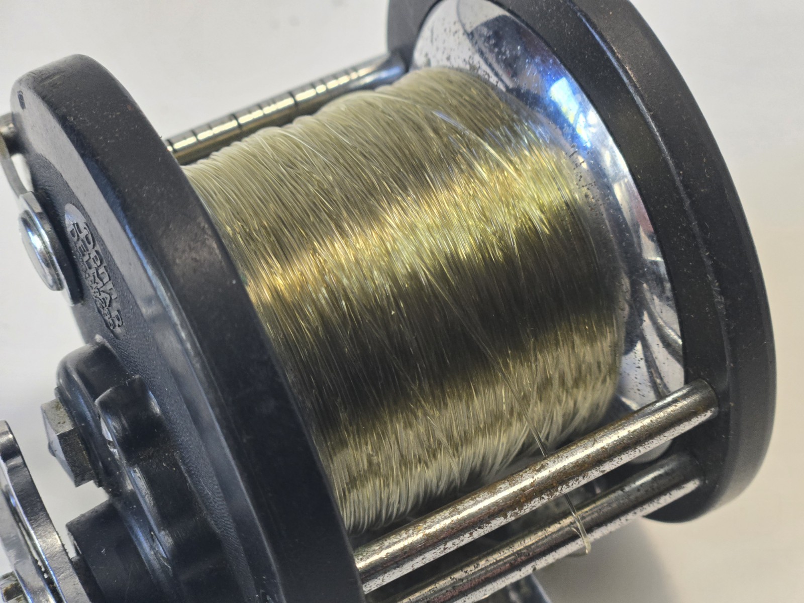 Penn Delmar No. 285 Conventional Reel w/ Olive Green Knob Loaded Fresh 30# Mono