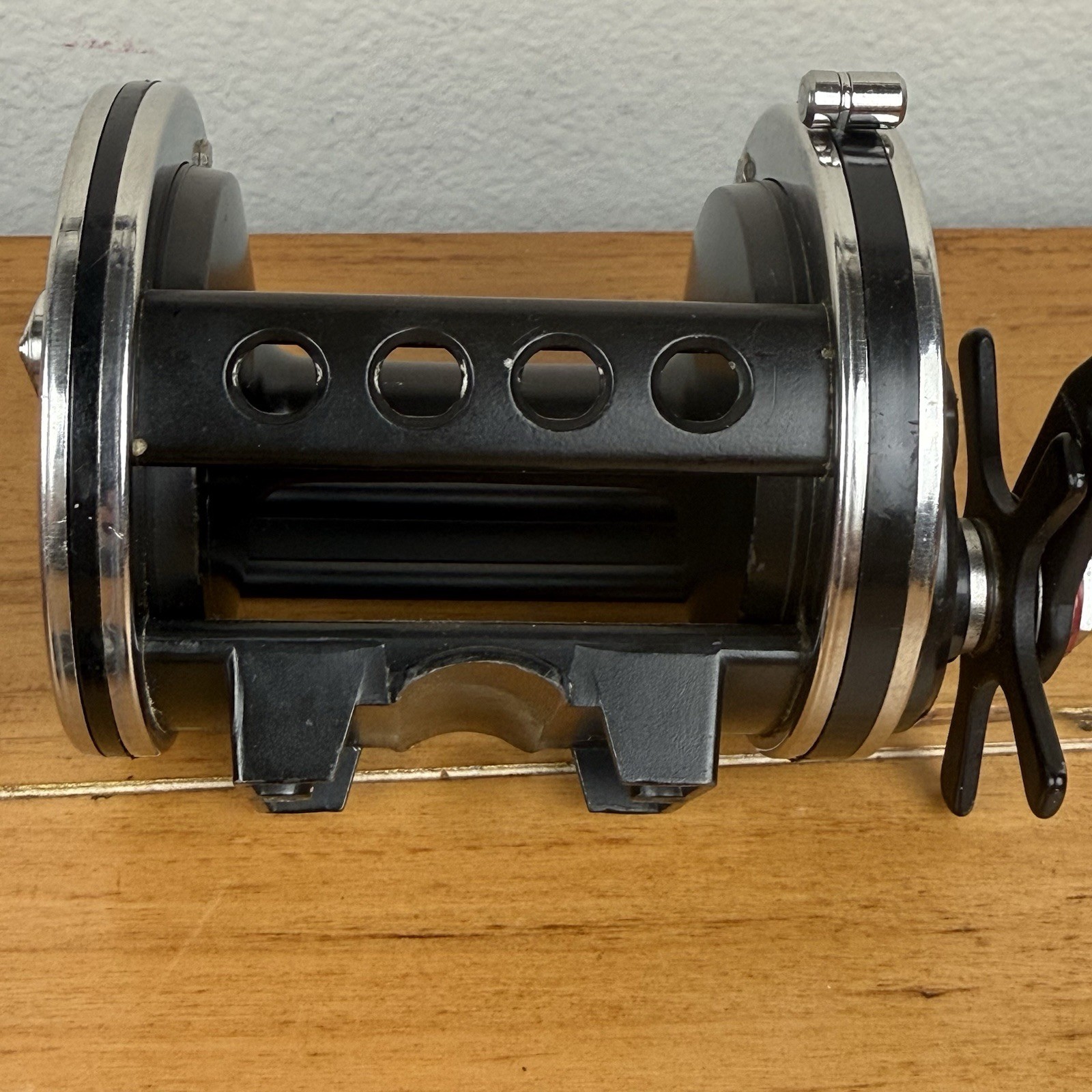 Newell P344-F Fishing reel Ball Bearing – Engraved