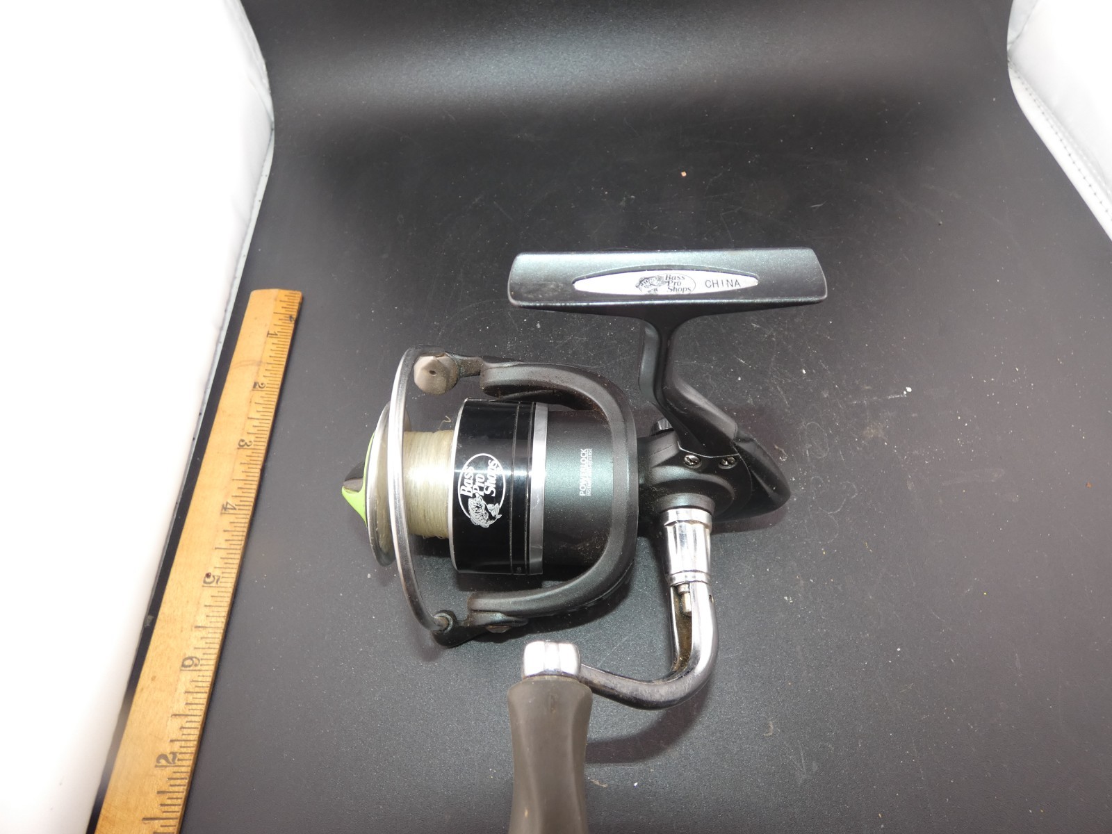 Bass Pro Shops Tourney Special TSX40B Black & Green Spinning Fishing Reel