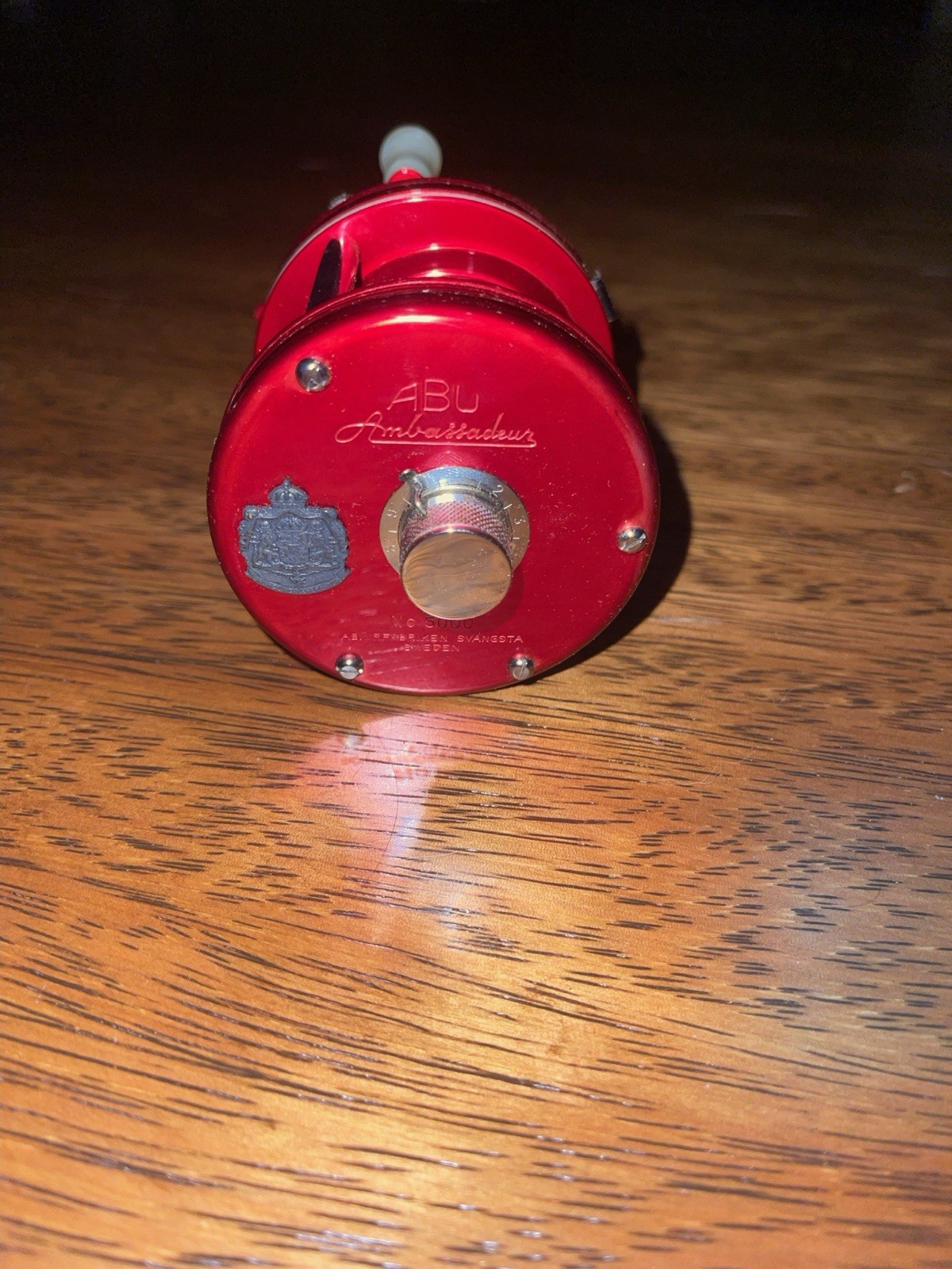 abu garcia ambassadeur 5000 red with case and oil bottle