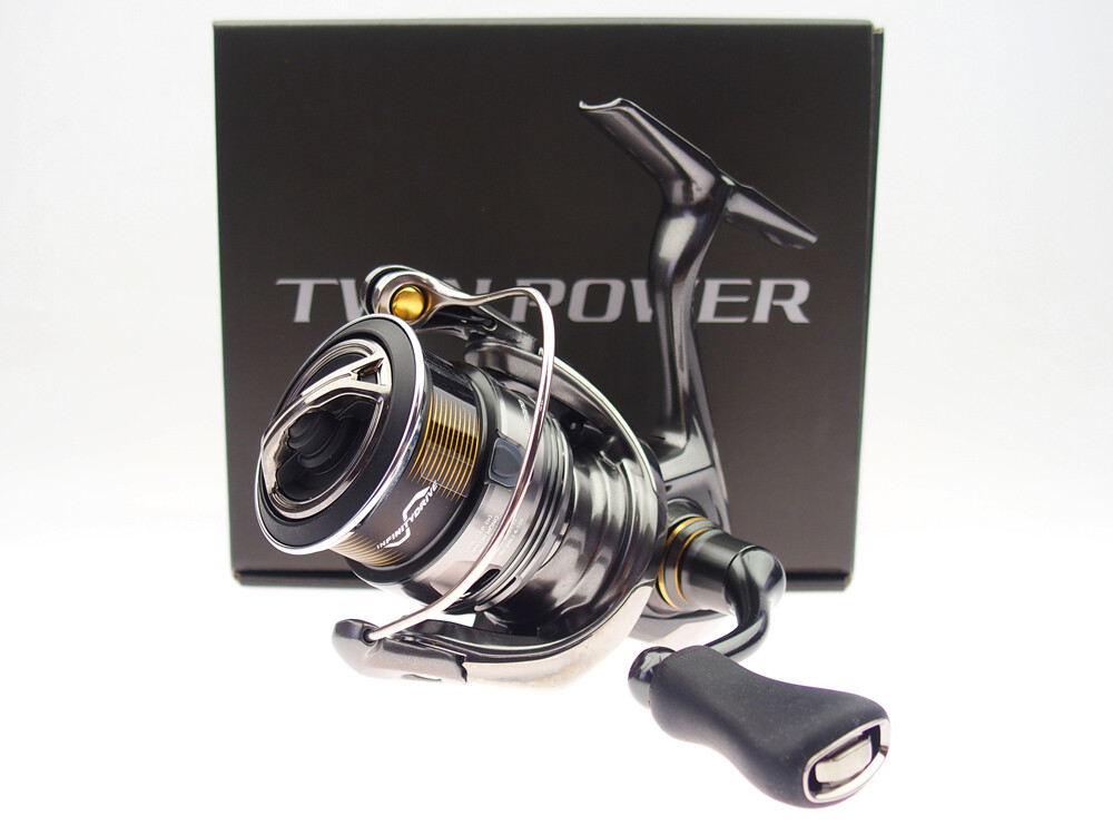 NEW 2024 Shimano Twin Power FE C2000S – 4000 PG Spinning Reel