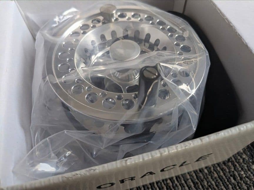 TIEMCO Oracle VLA-R V #8 Silver Fly Reel WF8F 20lb 140m 178g Used Japan Fishing