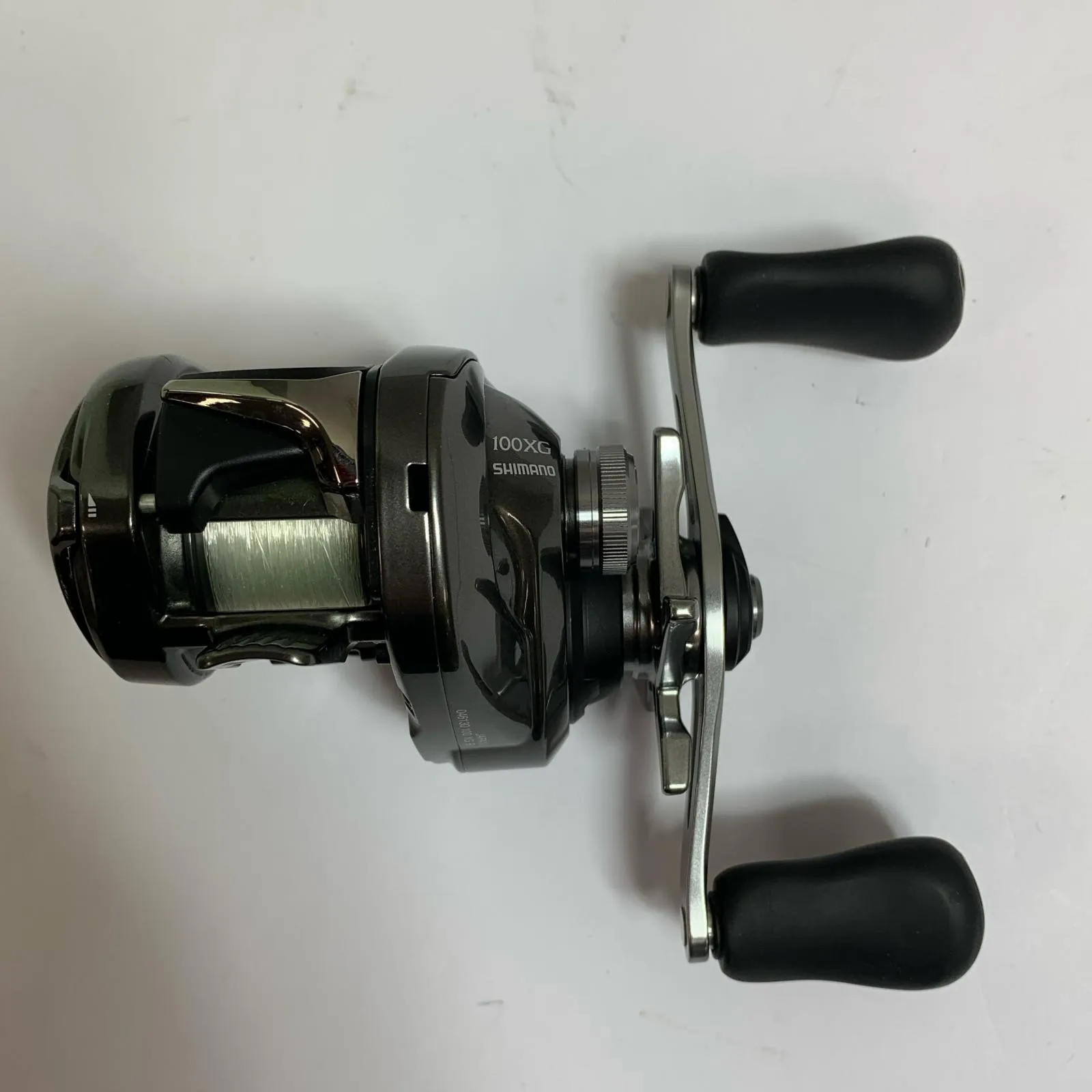 SHIMANO 23 Metanium 100XG Right Handle Baitcasting Reel 8.5:1 Gear Ratio 6.2oz