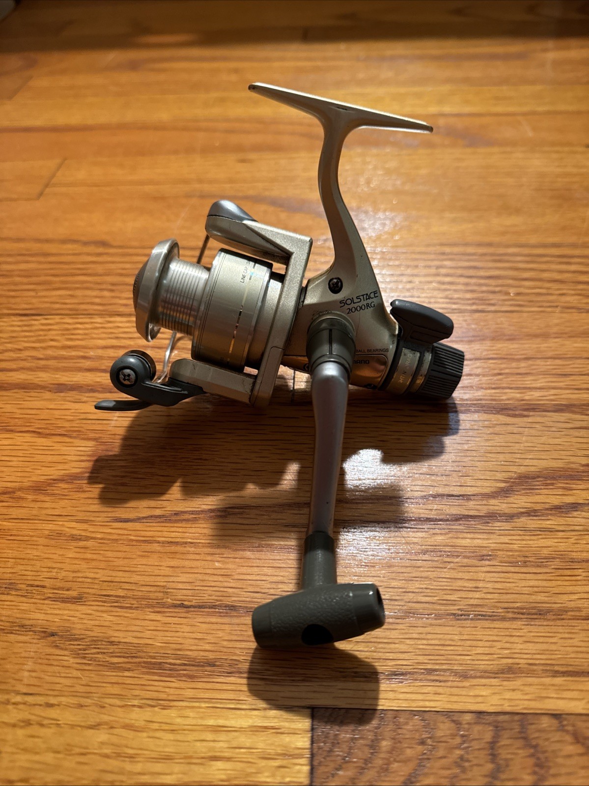 SHIMANO SOLSTACE 2000RG SPINNING FISHING REEL REAR DRAG/FIGHTIN‘ DRAG /QUICKFIRE