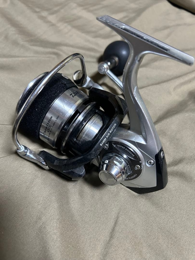 DAIWA Catalina 4500 Spinning Reel Fishing Gear with Box and Manual Used