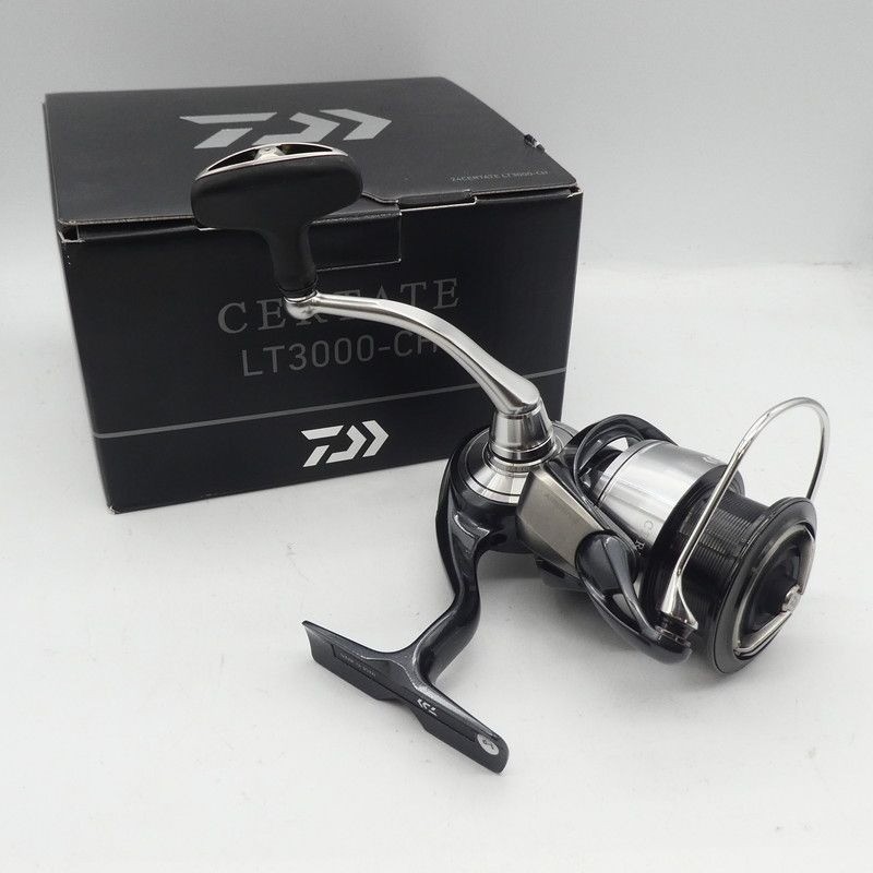 Near Mint DAIWA 24 CERTATE LT3000-CH Spinning Reel Japan USED w/BOX