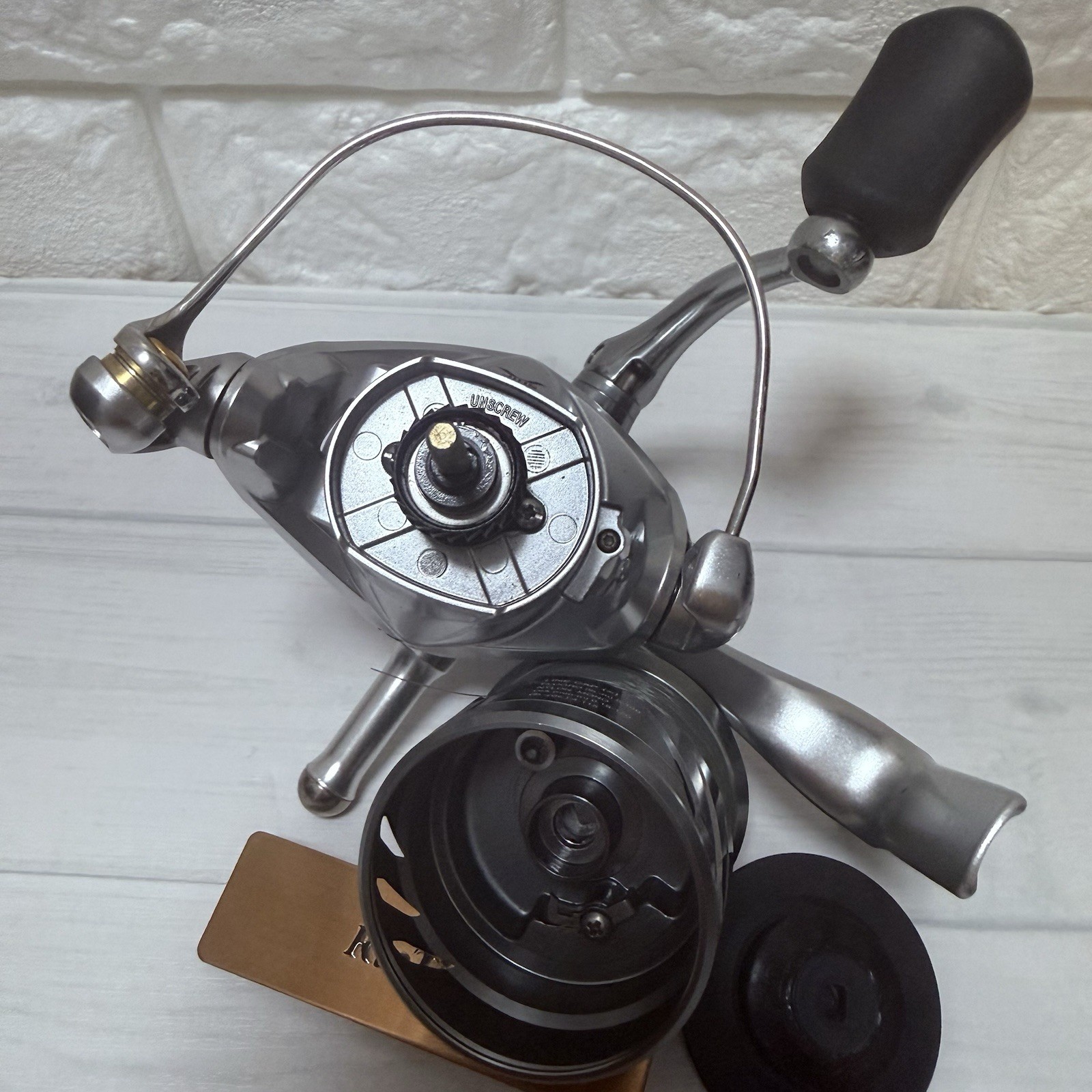 Shimano 15 Stradic 2500S Spinning Reel w/ Reel Stand Exc JDM Bass Fishing LureS