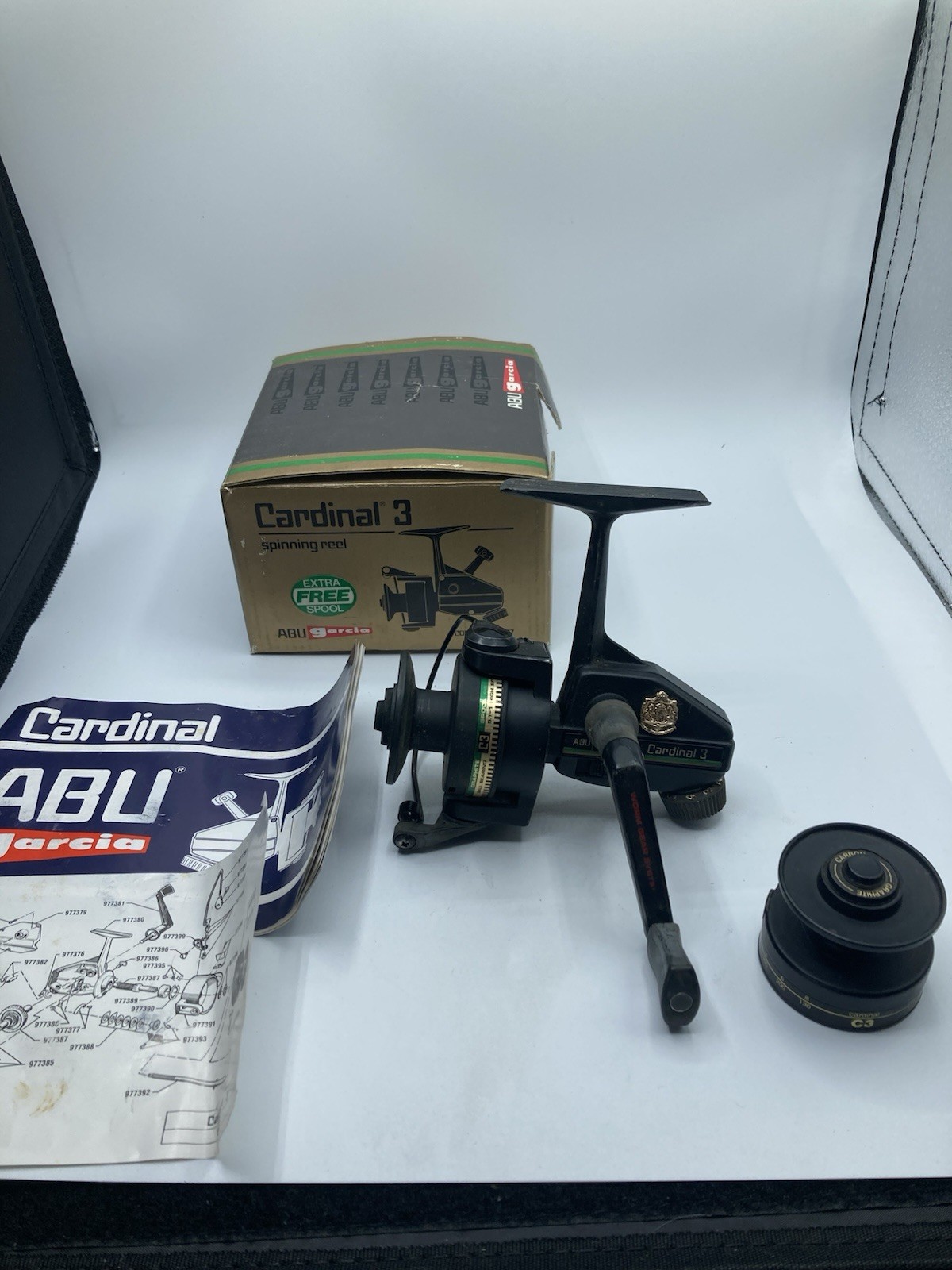Vintage Abu Garcia Cardinal 3 C3 Fishing Reel. W/ Box Nice Condition
