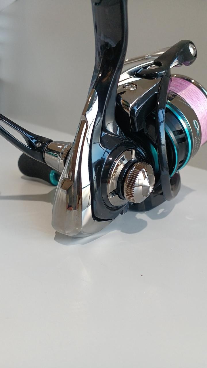 DAIWA 16EMERALDAS 2508PE-H-DH Spinning Reel