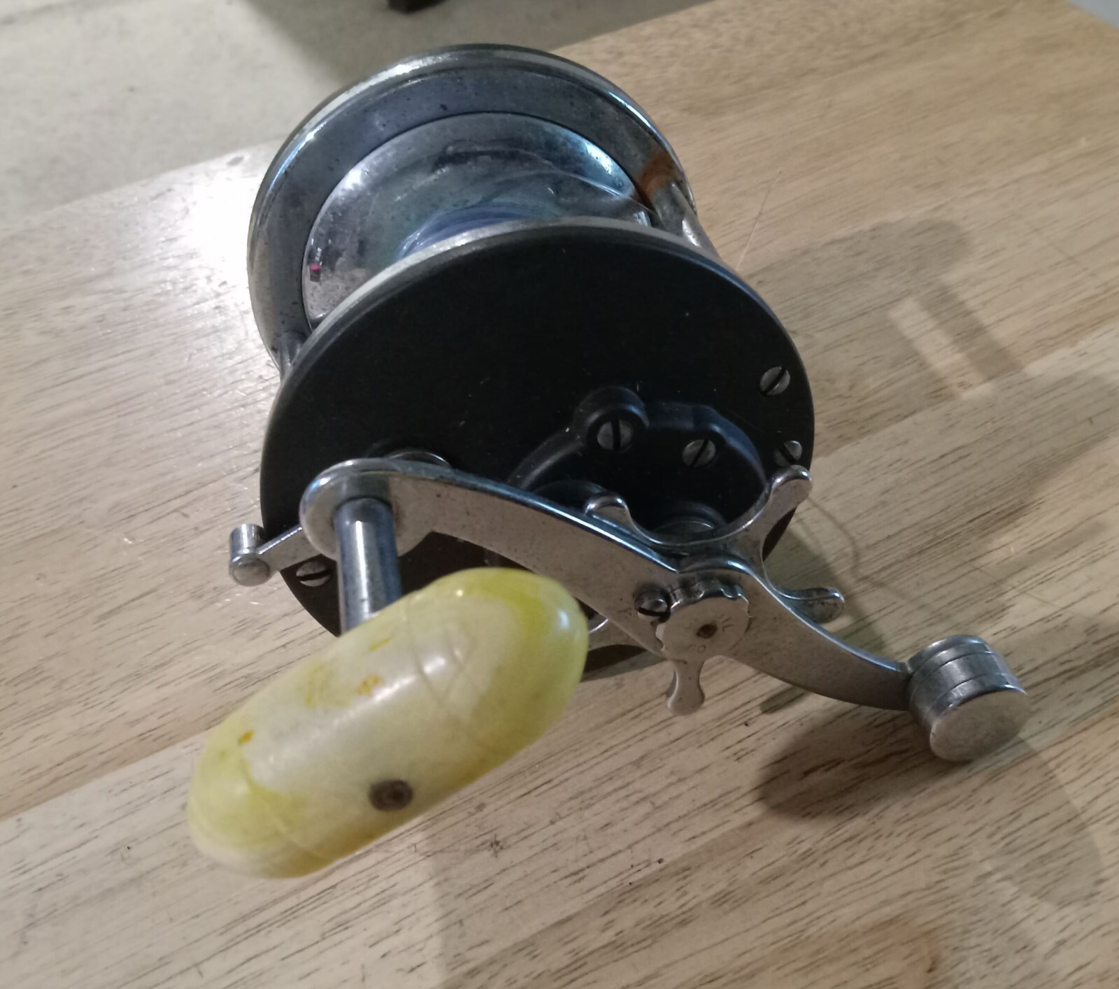Penn Long Beach 65 Conventional Salt Water Fishing Reel