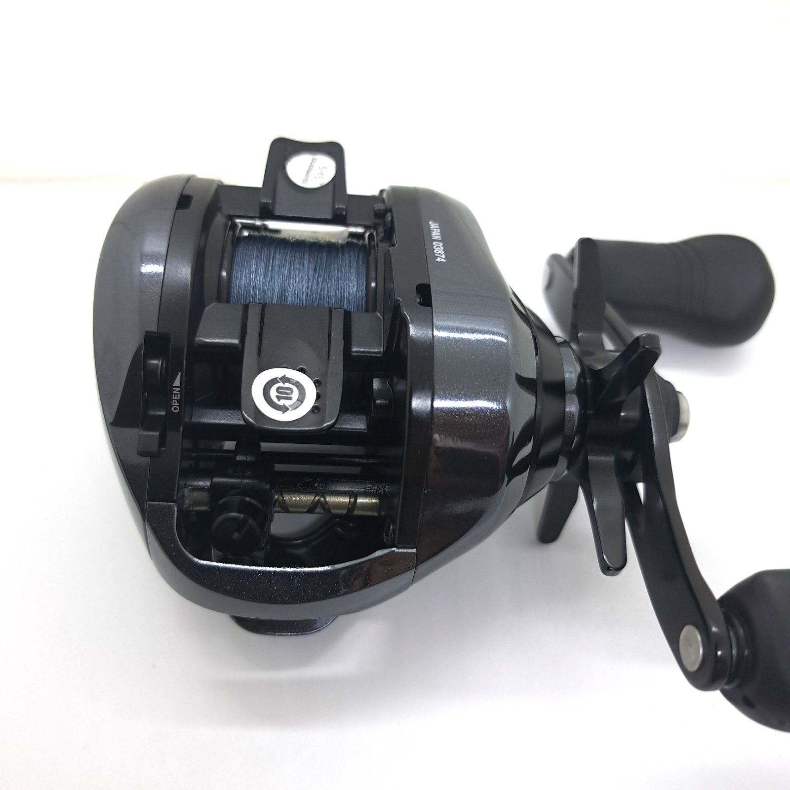 Mint Shimano 18 Antares DC MD XG Right-handle baitcasting reel from Japan