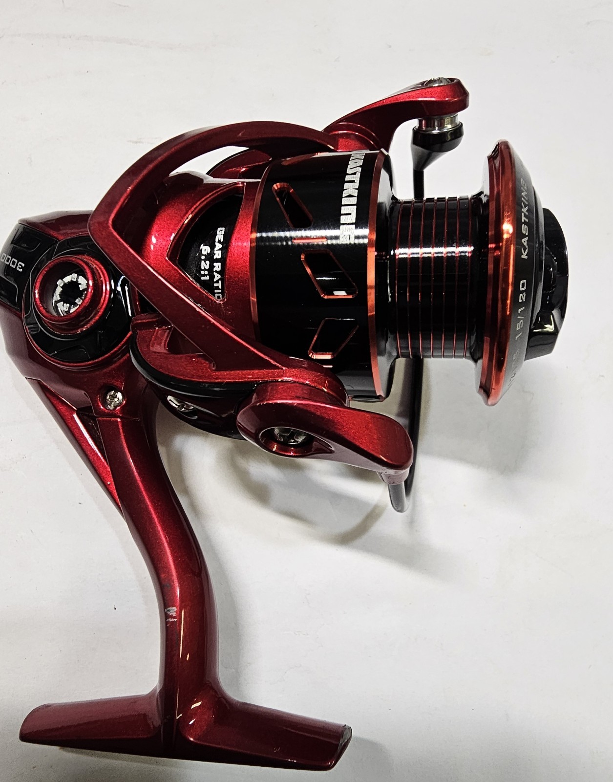 Royale Legend Glory Fishing Reel – 6.2:1 Gear Ratio Spinning Reel, up to 22 Lbs