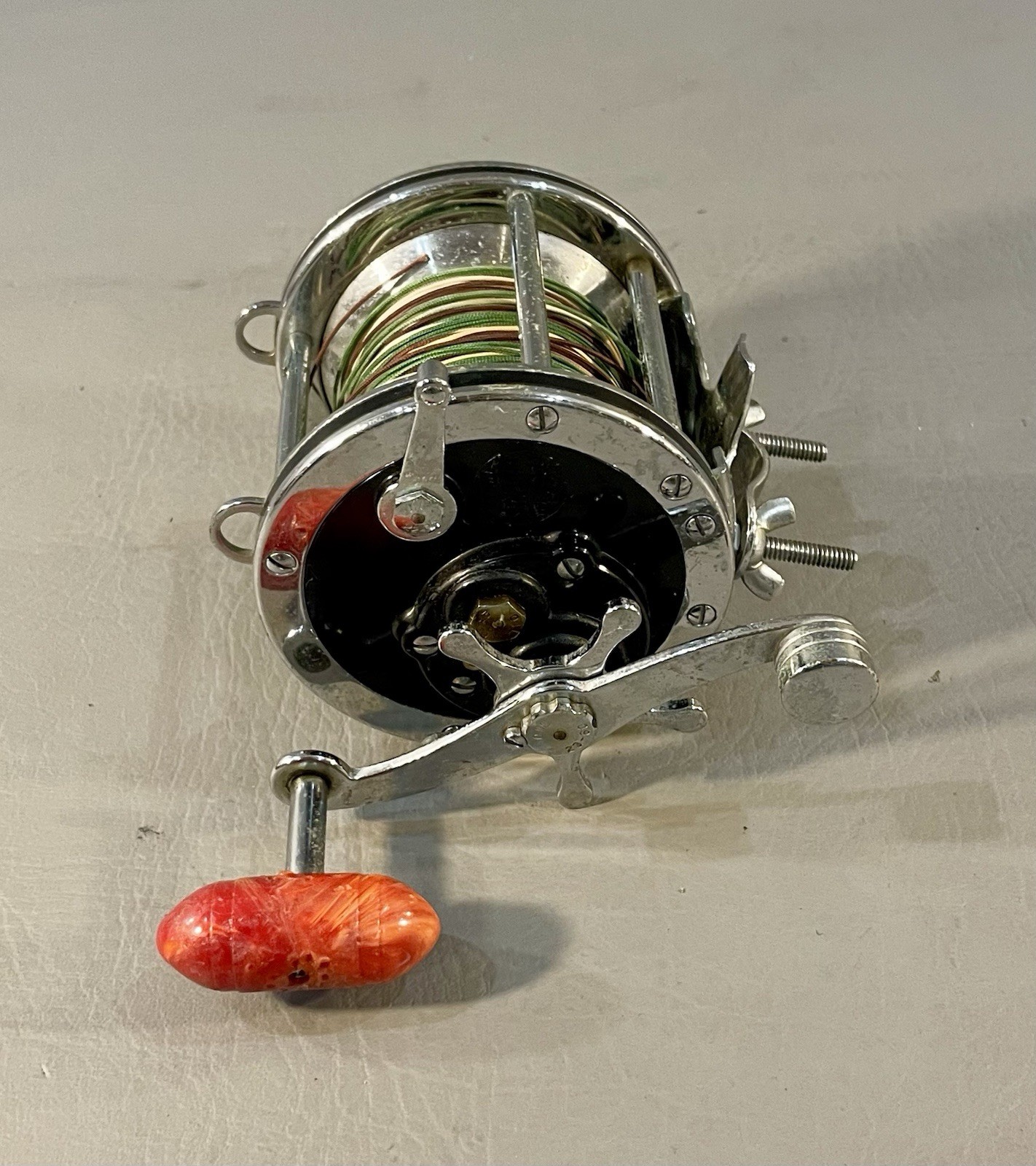 PENN 113 RH 4/0 Senator Low Speed Black Fishing Reel