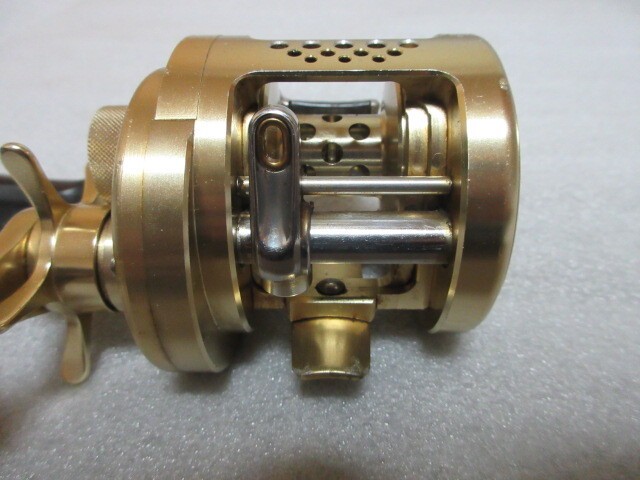 Shimano 01 Calcutta Conquest 100